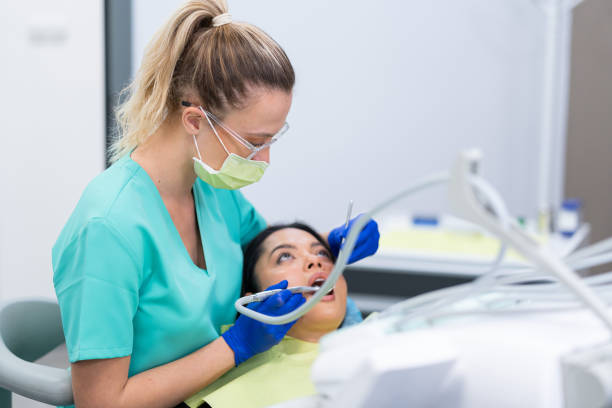 Best Walk-In Emergency Dental Services in Clarendon Hls, IL